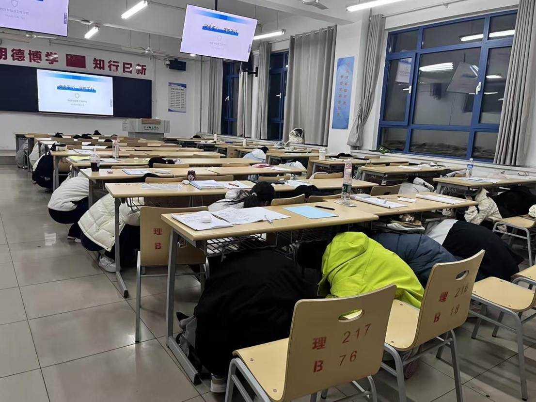 845633b95f74e0f1f1cd23659755803c