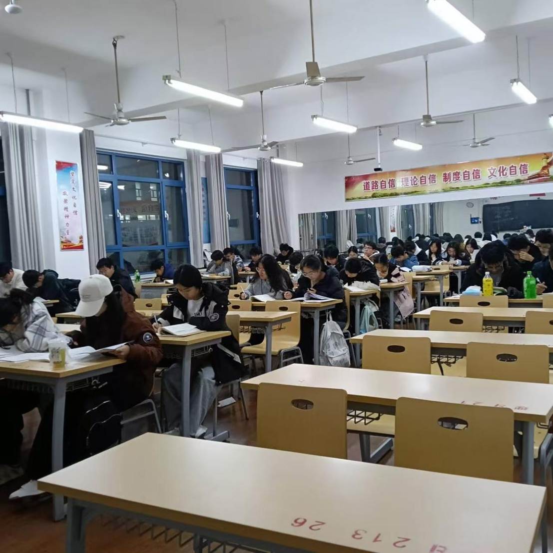 813e83f7096cd33d17f51285a46572f1