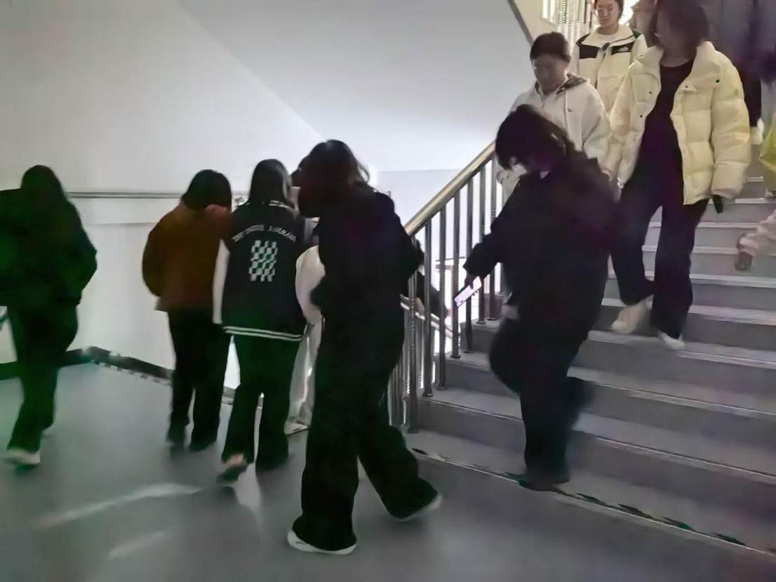 8eb3dd02f1be2205d9c2424e1a9bfbad