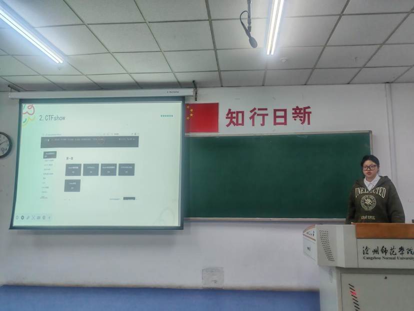 7b34ddec98453f591490c74285692bf1